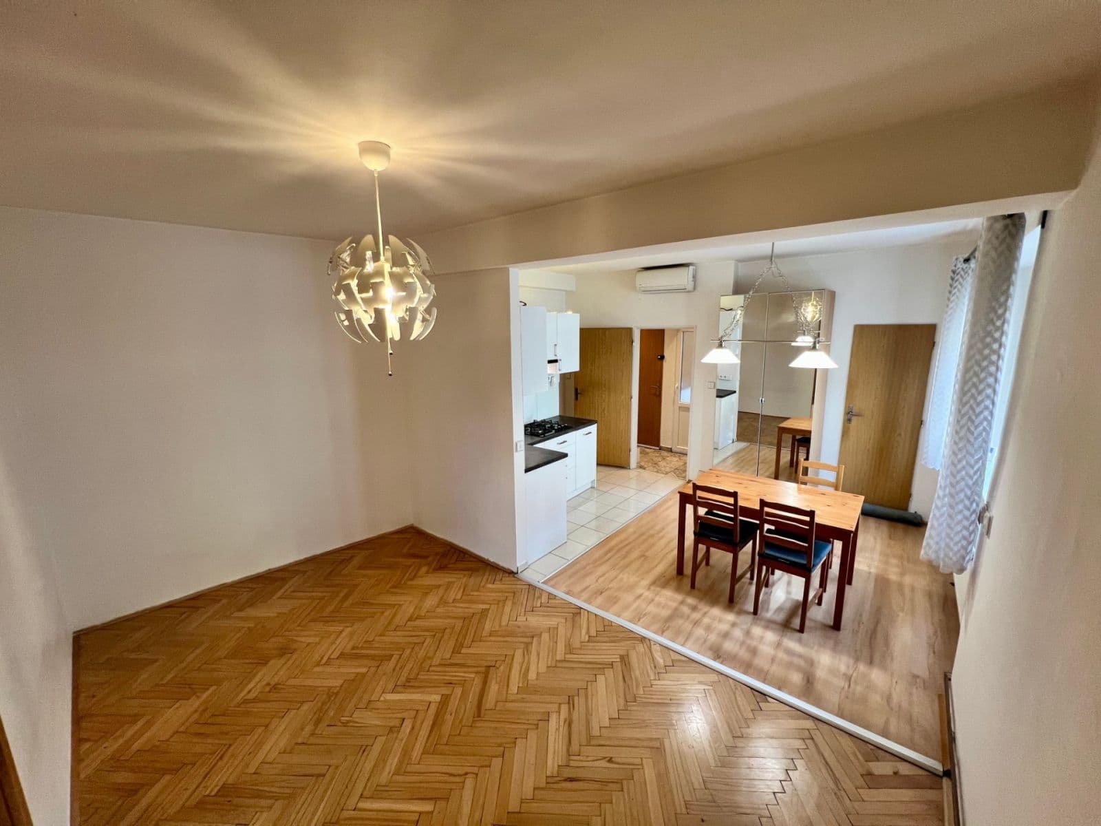 Pronájem bytu 2+kk 45 m², Pivovarnická, Praha, Praha Pronájem bytu 2+kk 45 m², Pivovarnická, Praha, Praha