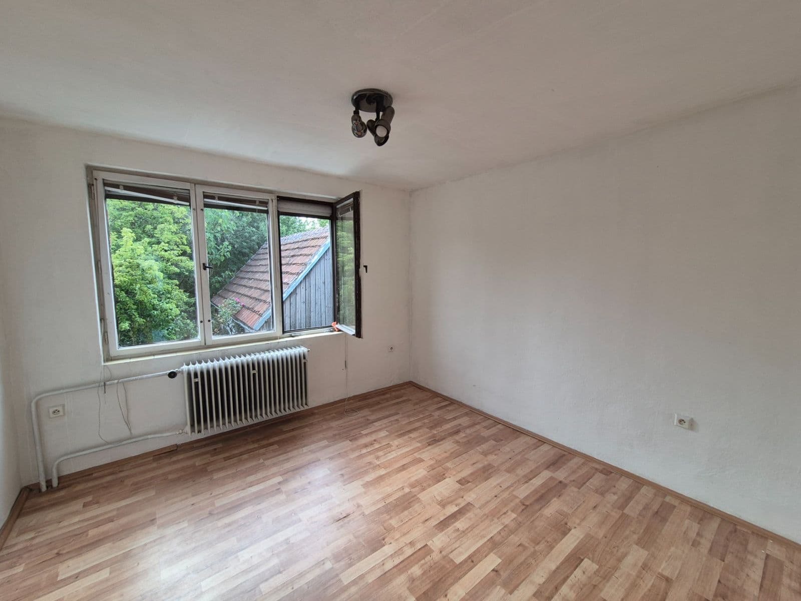 Prodej domu 186 m², pozemek 1.309 m², Štítary, Jihomoravský kraj Prodej domu 186 m², pozemek 1.309 m², Štítary, Jihomoravský kraj