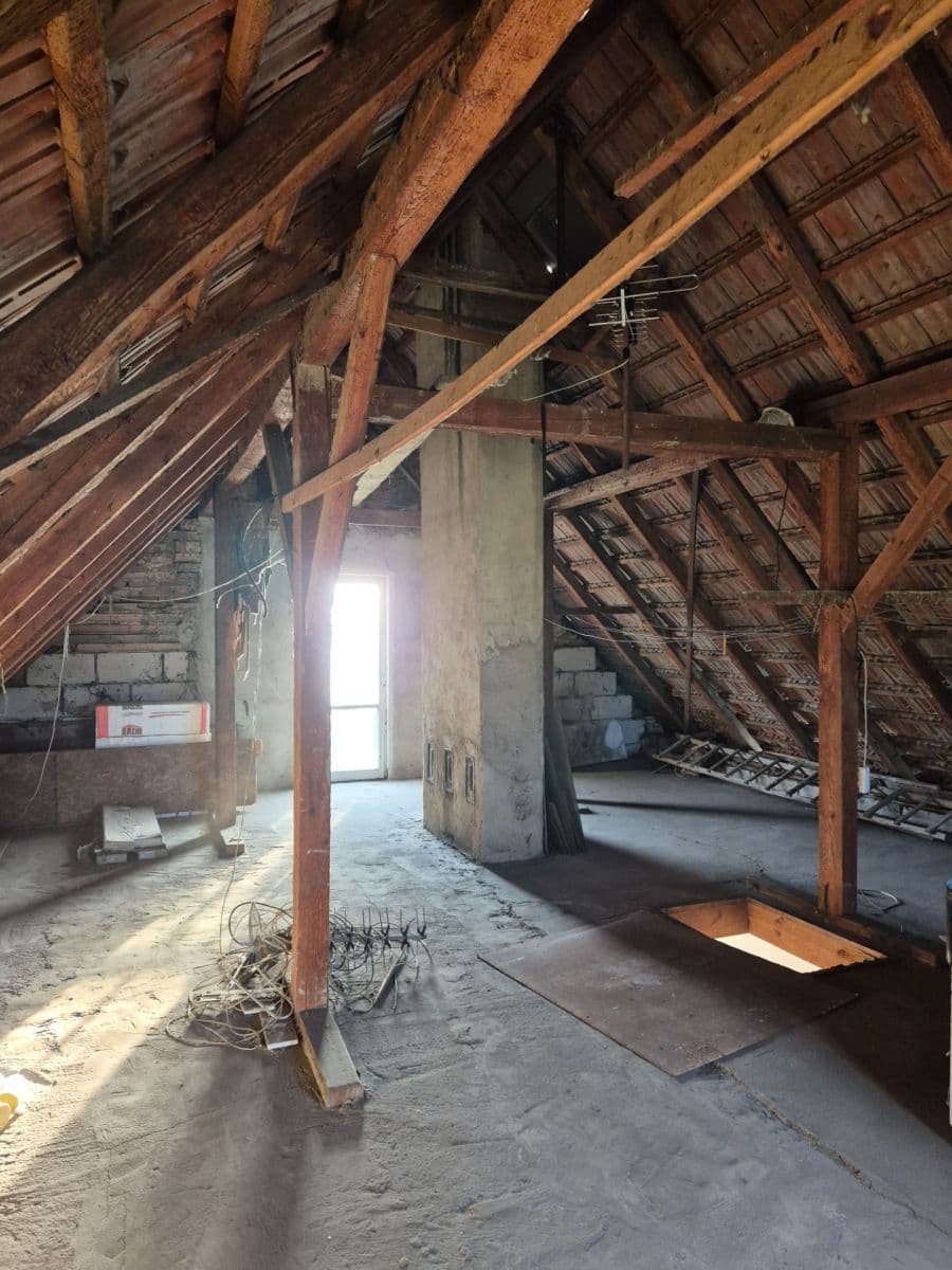 Prodej domu 186 m², pozemek 1.309 m², Štítary, Jihomoravský kraj Prodej domu 186 m², pozemek 1.309 m², Štítary, Jihomoravský kraj