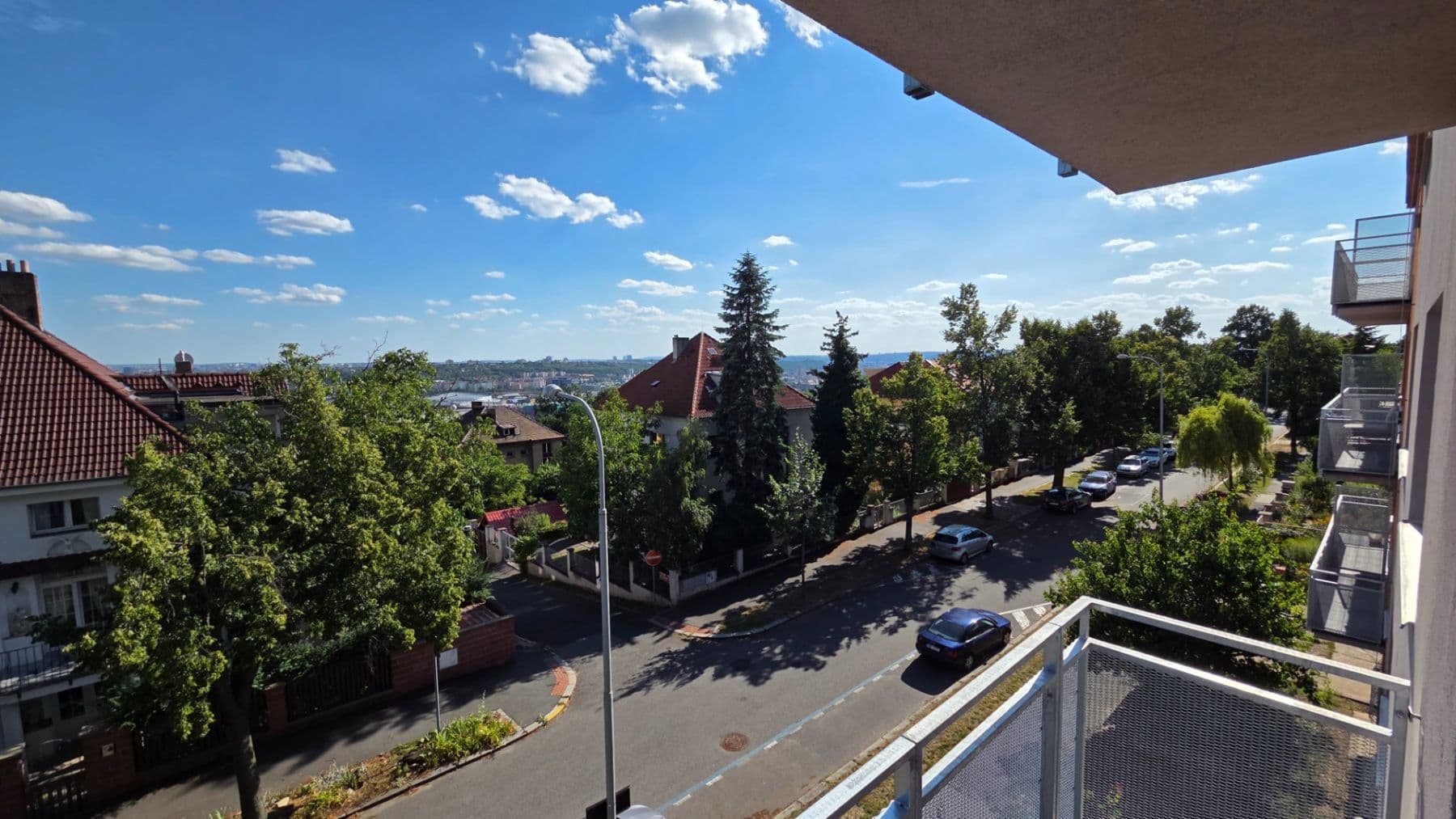 Pronájem bytu 3+1 72 m², Nad Krocínkou, Praha, Praha Pronájem bytu 3+1 72 m², Nad Krocínkou, Praha, Praha