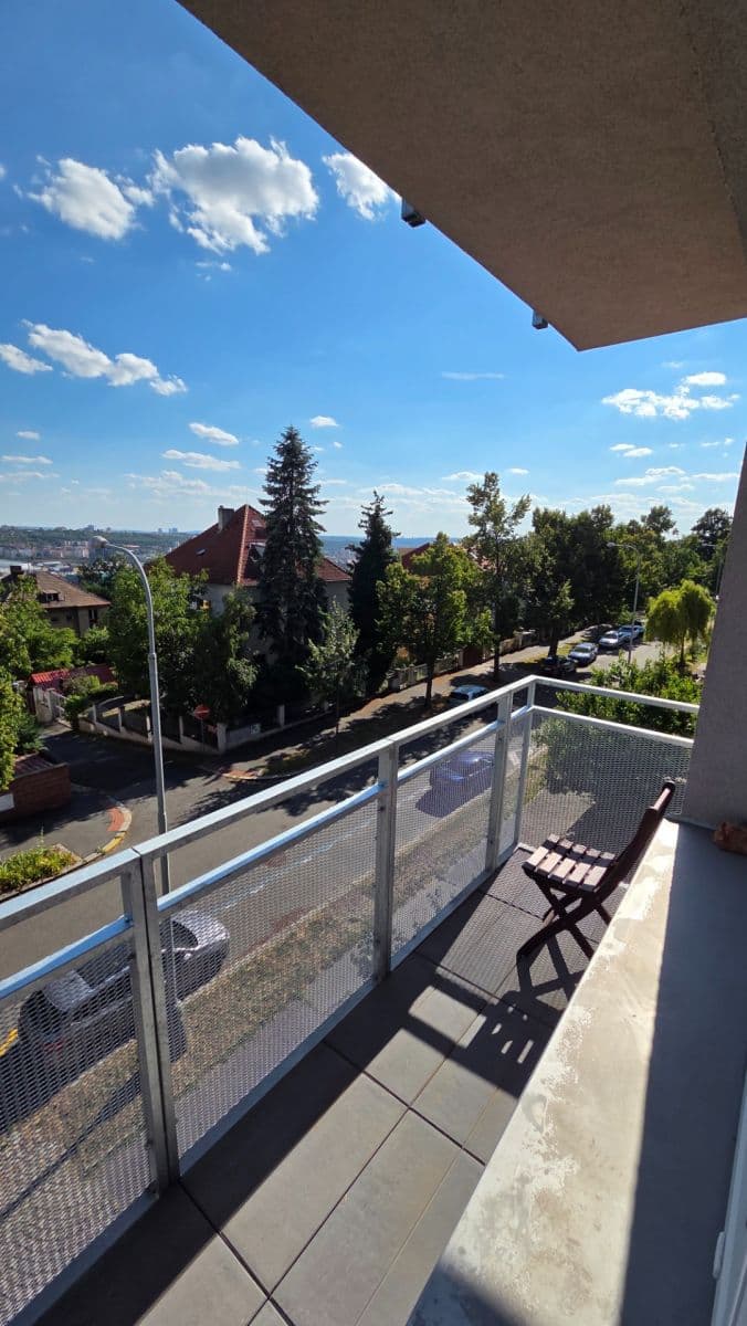 Pronájem bytu 3+1 72 m², Nad Krocínkou, Praha, Praha Pronájem bytu 3+1 72 m², Nad Krocínkou, Praha, Praha