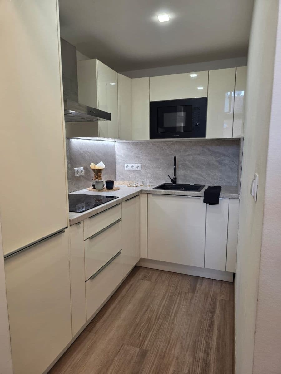 Pronájem bytu, U Nádražní lávky, Praha, Praha Pronájem bytu, U Nádražní lávky, Praha, Praha