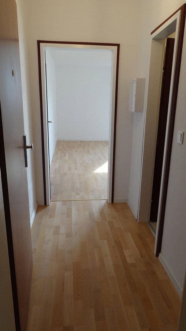 Prodej bytu 1+1 35 m², Tiroler Str. 101, Frankfurt am Main, Hessen Prodej bytu 1+1 35 m², Tiroler Str. 101, Frankfurt am Main, Hessen