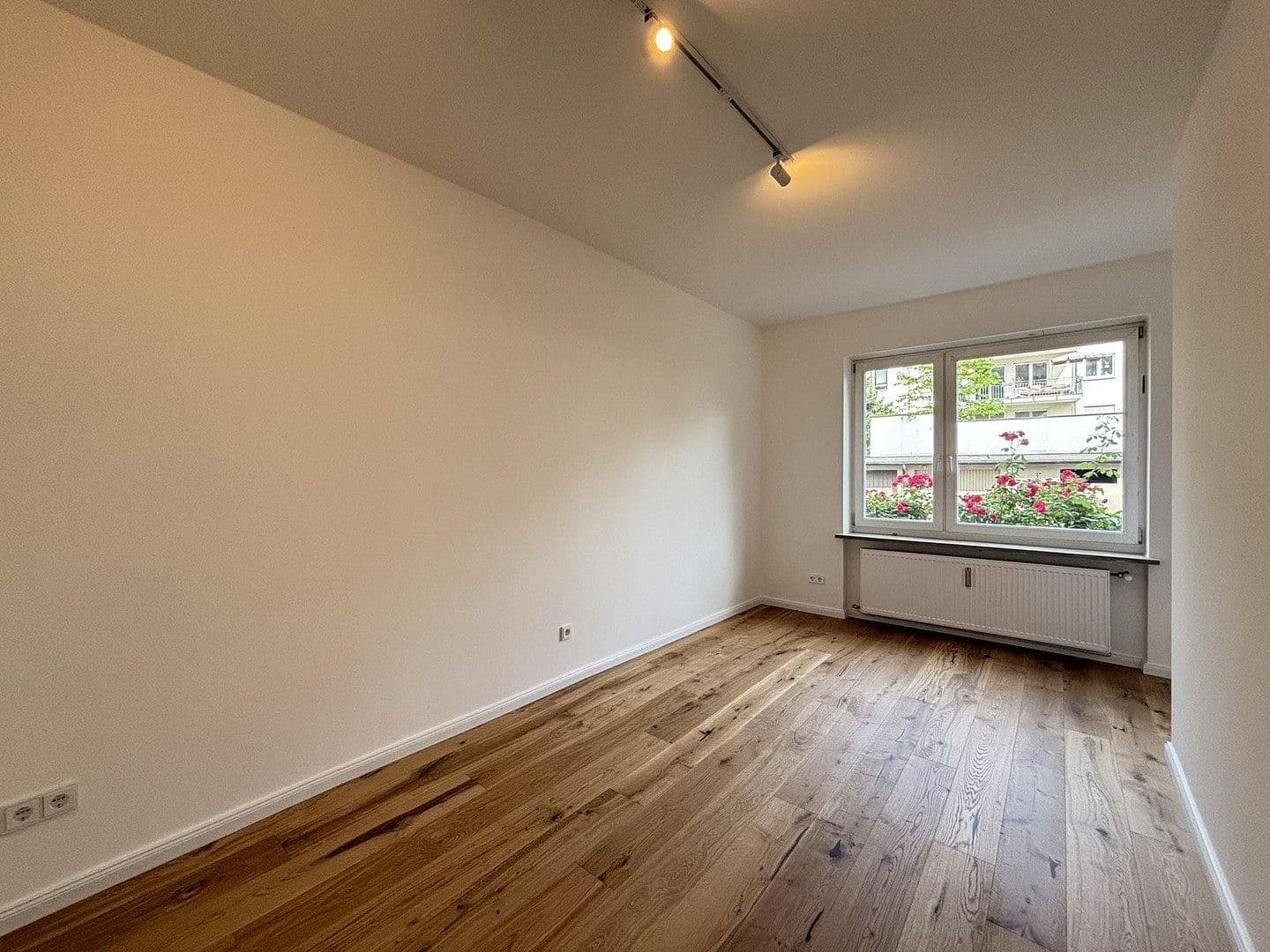 Prodej bytu 3+1 80 m², München, Bavorsko Prodej bytu 3+1 80 m², München, Bavorsko