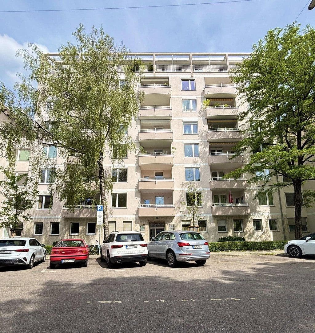 Prodej bytu 3+1 80 m², München, Bavorsko Prodej bytu 3+1 80 m², München, Bavorsko