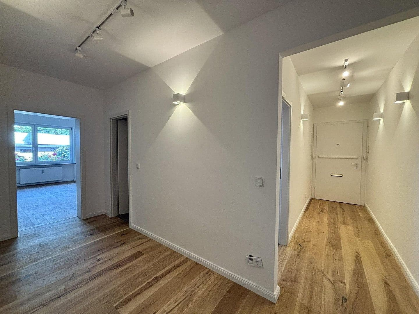 Prodej bytu 3+1 80 m², München, Bavorsko Prodej bytu 3+1 80 m², München, Bavorsko