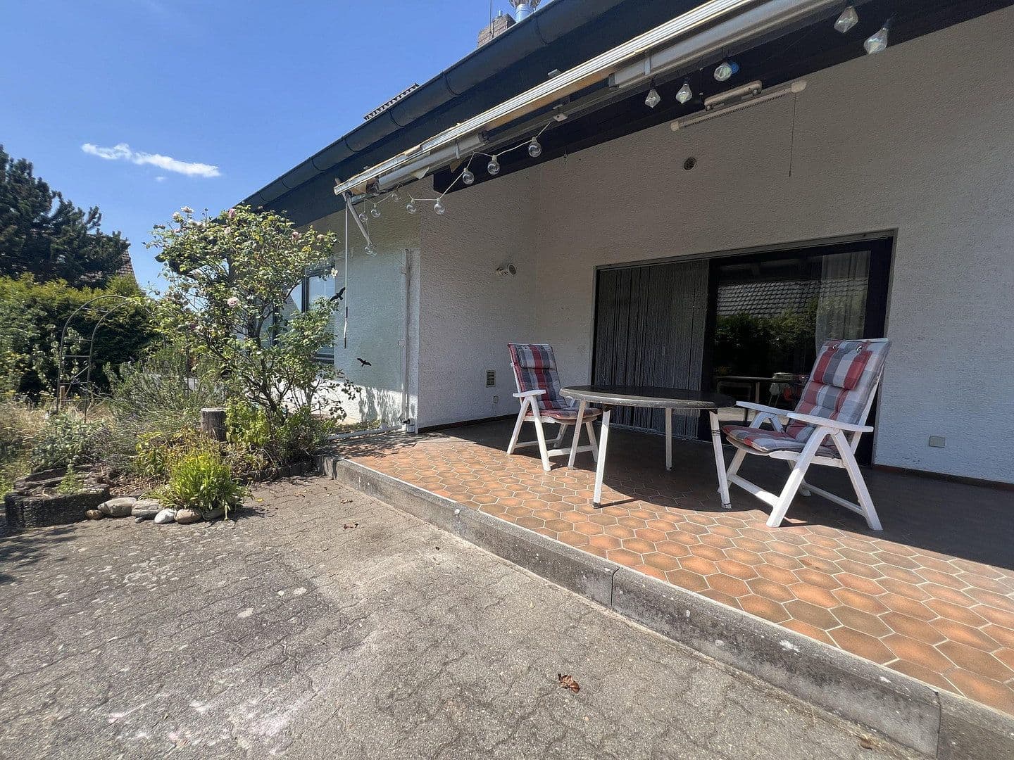 Prodej domu 144 m², pozemek 615 m², Büttelborn, Hessen Prodej domu 144 m², pozemek 615 m², Büttelborn, Hessen