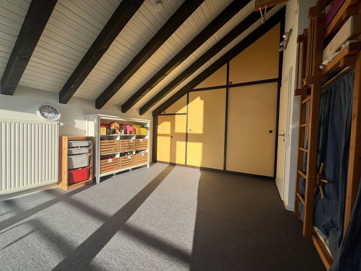 Prodej domu 144 m², pozemek 615 m², Büttelborn, Hessen Prodej domu 144 m², pozemek 615 m², Büttelborn, Hessen