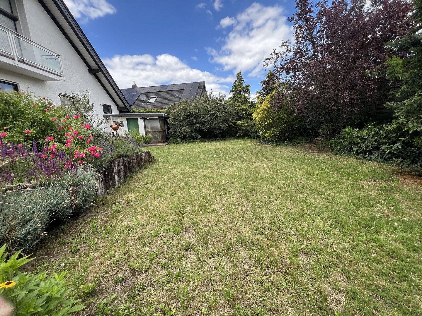 Prodej domu 144 m², pozemek 615 m², Büttelborn, Hessen Prodej domu 144 m², pozemek 615 m², Büttelborn, Hessen