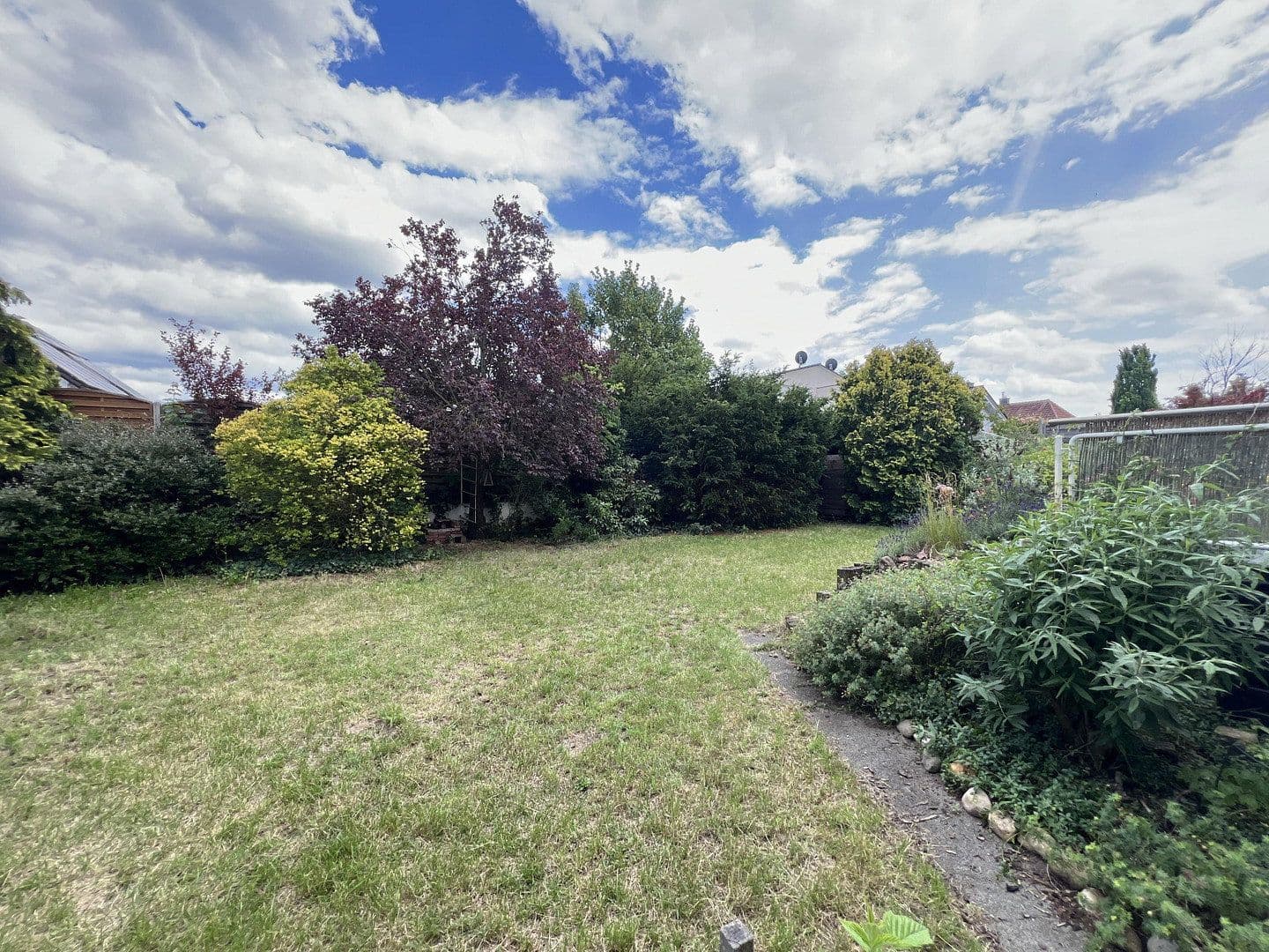 Prodej domu 144 m², pozemek 615 m², Büttelborn, Hessen Prodej domu 144 m², pozemek 615 m², Büttelborn, Hessen