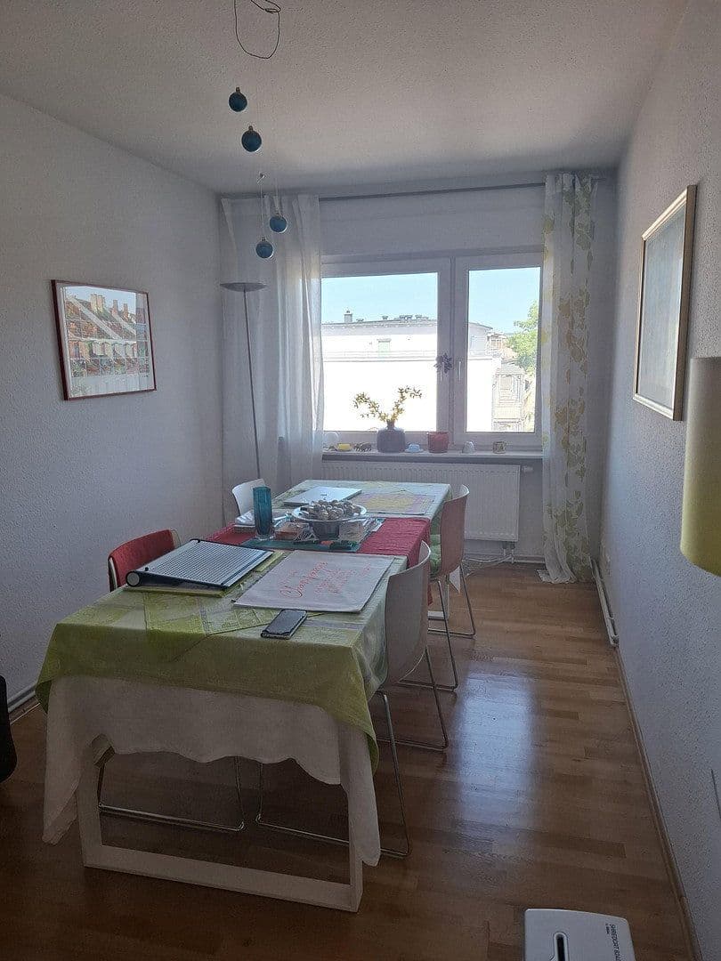 Pronájem bytu 3+1 65 m², Georg-Friedrich-Str. 9, Karlsruhe, Bádensko-Württembersko Pronájem bytu 3+1 65 m², Georg-Friedrich-Str. 9, Karlsruhe, Bádensko-Württembersko