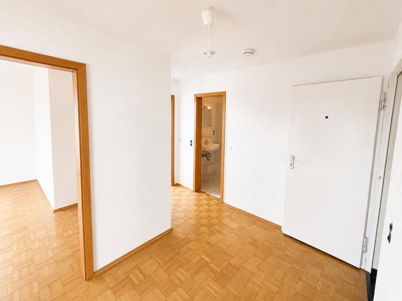 Pronájem bytu 2+1 78 m², Moltkestr. 1-5, Cáchy, Severní Porýní-Vestfálsko Pronájem bytu 2+1 78 m², Moltkestr. 1-5, Cáchy, Severní Porýní-Vestfálsko