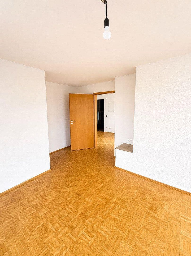 Pronájem bytu 2+1 78 m², Moltkestr. 1-5, Cáchy, Severní Porýní-Vestfálsko Pronájem bytu 2+1 78 m², Moltkestr. 1-5, Cáchy, Severní Porýní-Vestfálsko