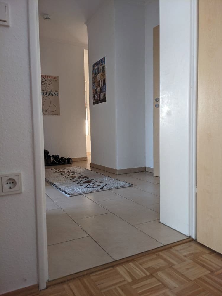 Pronájem bytu 4+1 90 m², Wiesbaden, Hessen Pronájem bytu 4+1 90 m², Wiesbaden, Hessen