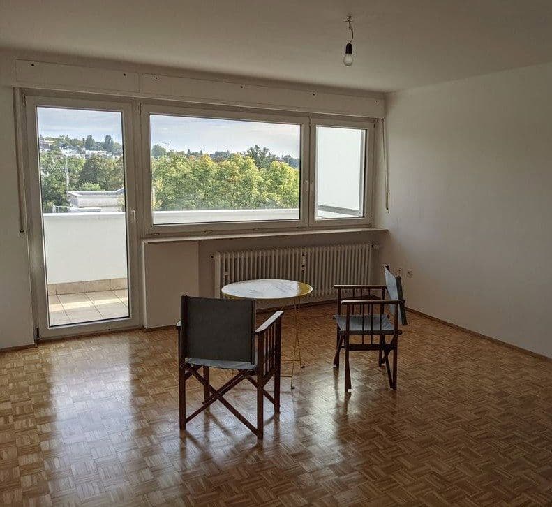 Pronájem bytu 4+1 90 m², Wiesbaden, Hessen Pronájem bytu 4+1 90 m², Wiesbaden, Hessen