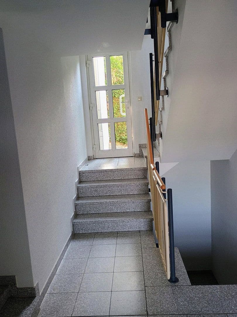 Pronájem bytu 3+1 79 m², Pommerstrasse 54, Kernen im Remstal, Bádensko-Württembersko Pronájem bytu 3+1 79 m², Pommerstrasse 54, Kernen im Remstal, Bádensko-Württembersko