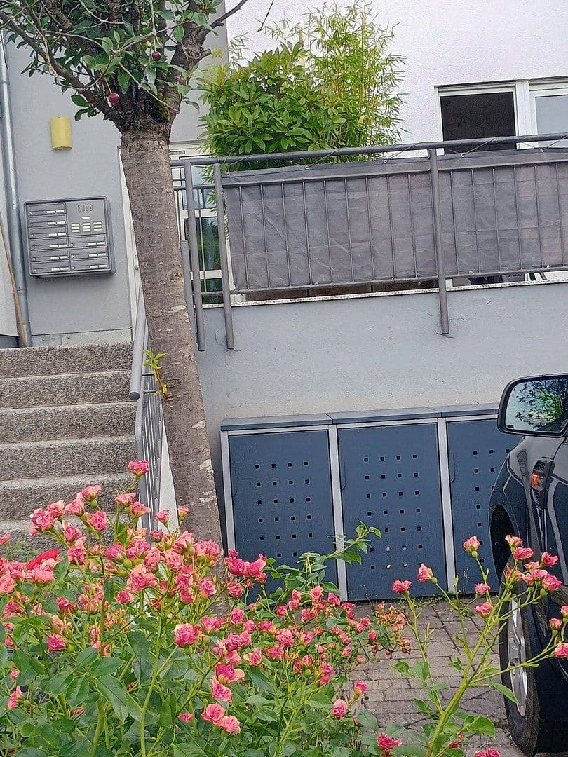 Pronájem bytu 3+1 79 m², Pommerstrasse 54, Kernen im Remstal, Bádensko-Württembersko Pronájem bytu 3+1 79 m², Pommerstrasse 54, Kernen im Remstal, Bádensko-Württembersko