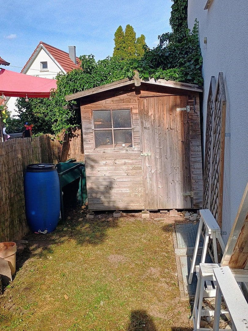 Pronájem bytu 3+1 79 m², Pommerstrasse 54, Kernen im Remstal, Bádensko-Württembersko Pronájem bytu 3+1 79 m², Pommerstrasse 54, Kernen im Remstal, Bádensko-Württembersko