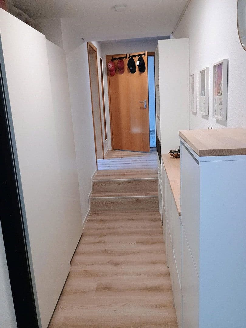 Pronájem bytu 3+1 79 m², Pommerstrasse 54, Kernen im Remstal, Bádensko-Württembersko Pronájem bytu 3+1 79 m², Pommerstrasse 54, Kernen im Remstal, Bádensko-Württembersko