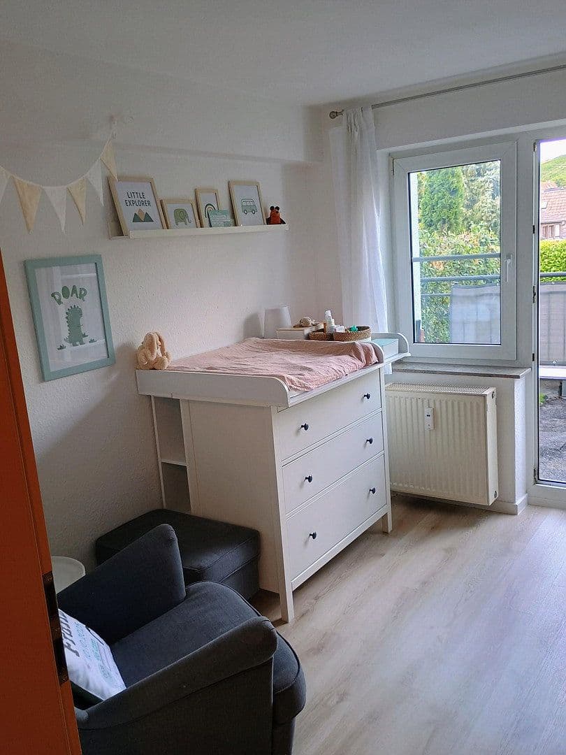 Pronájem bytu 3+1 79 m², Pommerstrasse 54, Kernen im Remstal, Bádensko-Württembersko Pronájem bytu 3+1 79 m², Pommerstrasse 54, Kernen im Remstal, Bádensko-Württembersko