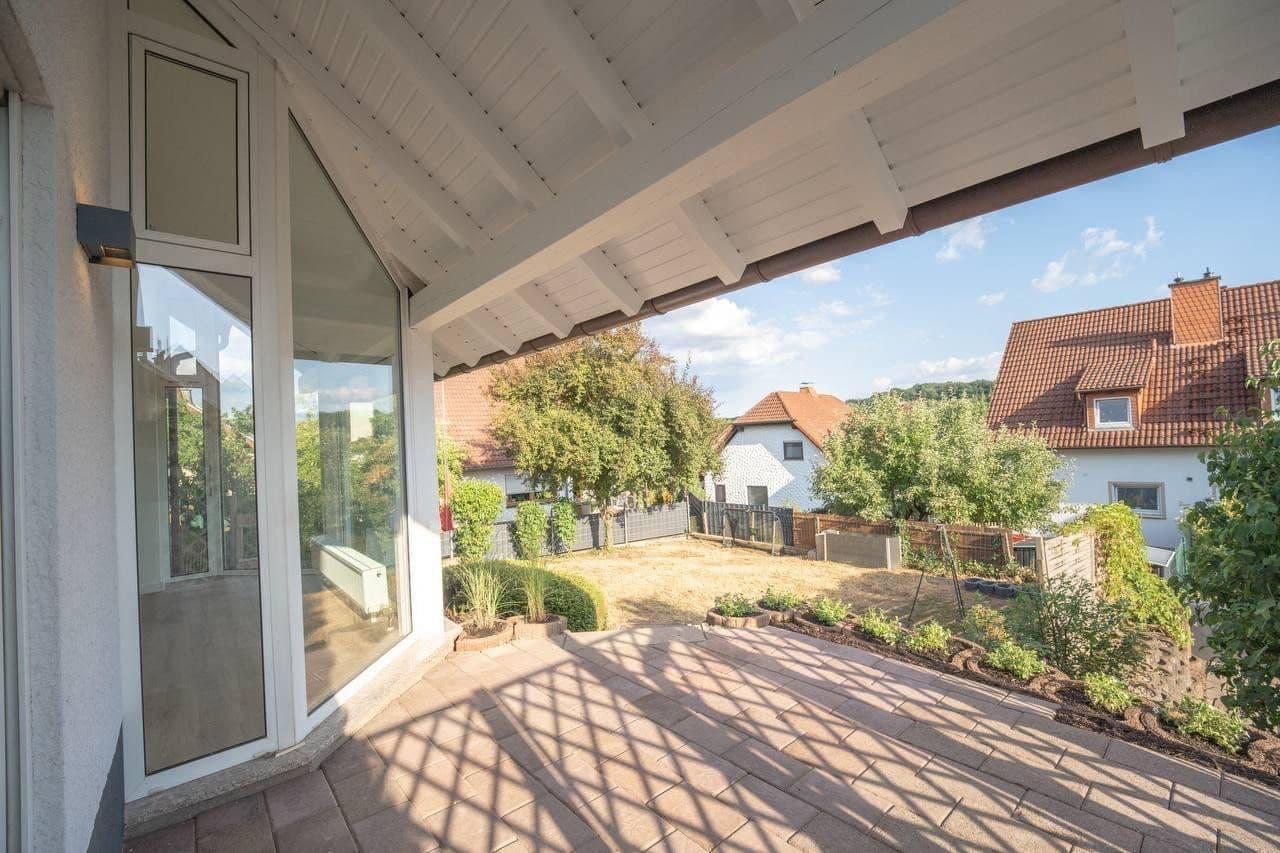 Prodej domu 275 m², pozemek 594 m², Steinwenden, Porýní-Falc Prodej domu 275 m², pozemek 594 m², Steinwenden, Porýní-Falc