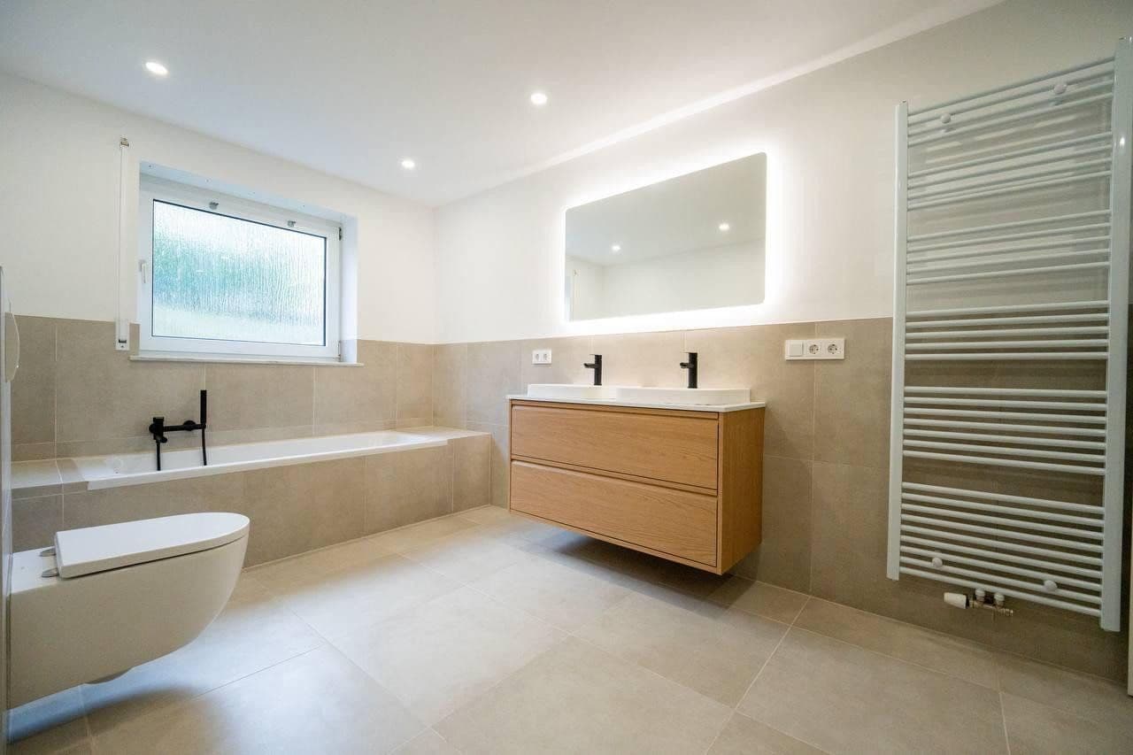 Prodej domu 275 m², pozemek 594 m², Steinwenden, Porýní-Falc Prodej domu 275 m², pozemek 594 m², Steinwenden, Porýní-Falc