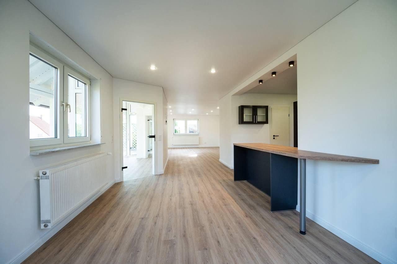 Prodej domu 275 m², pozemek 594 m², Steinwenden, Porýní-Falc Prodej domu 275 m², pozemek 594 m², Steinwenden, Porýní-Falc