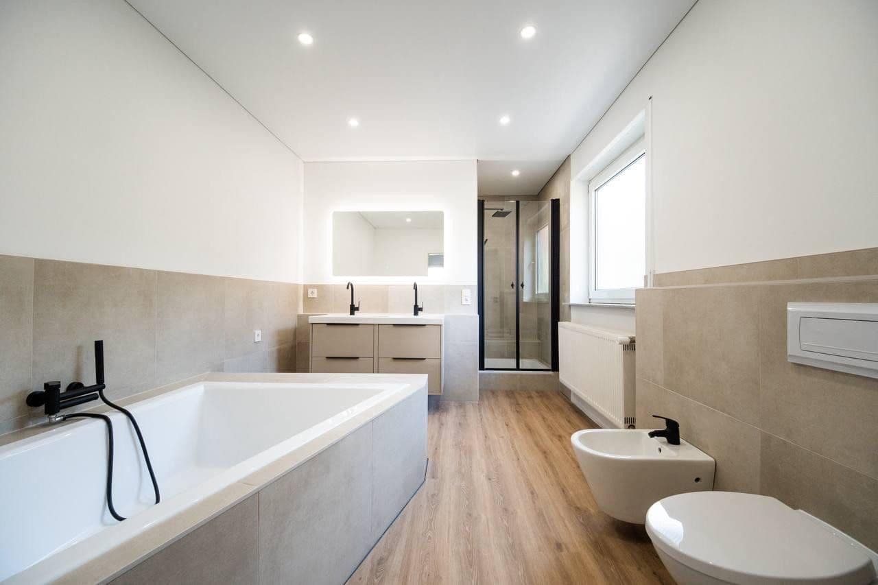 Prodej domu 275 m², pozemek 594 m², Steinwenden, Porýní-Falc Prodej domu 275 m², pozemek 594 m², Steinwenden, Porýní-Falc