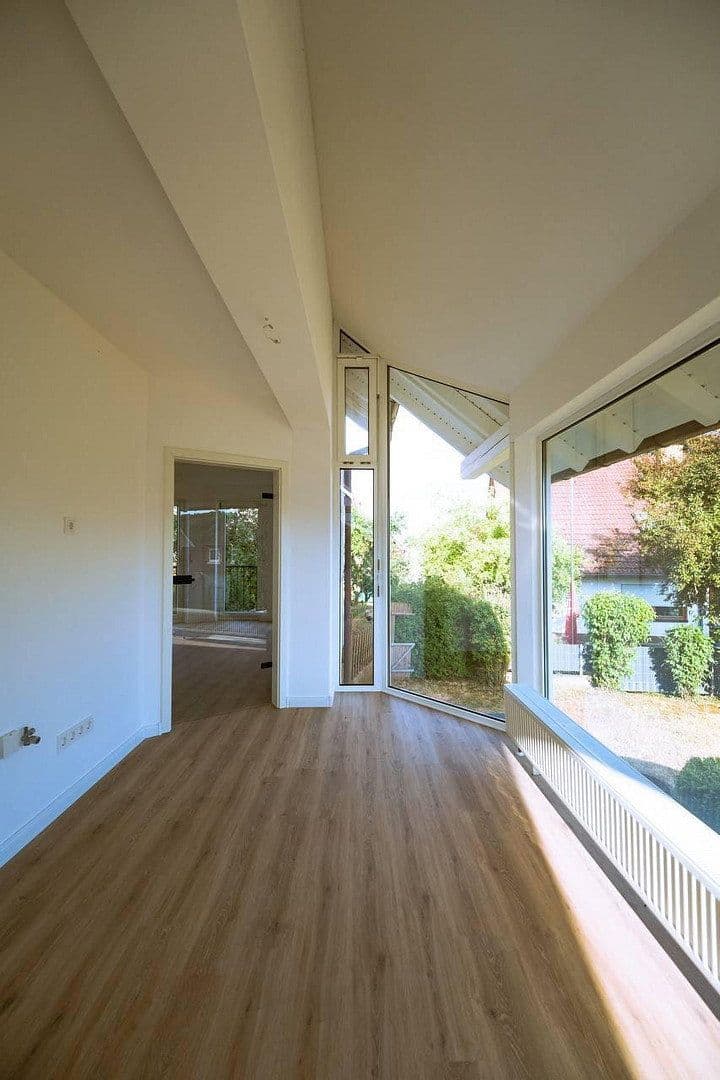 Prodej domu 275 m², pozemek 594 m², Steinwenden, Porýní-Falc Prodej domu 275 m², pozemek 594 m², Steinwenden, Porýní-Falc