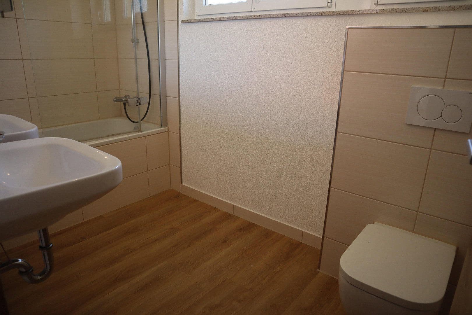Pronájem domu 125 m², pozemek 311 m², Gerstetten, Bádensko-Württembersko Pronájem domu 125 m², pozemek 311 m², Gerstetten, Bádensko-Württembersko