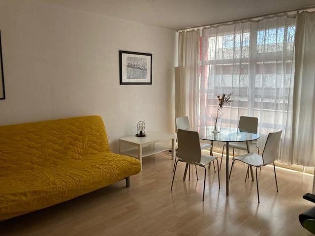 Pronájem bytu 1+1 43 m², Krumme Str. 75, Berlin, Berlín Pronájem bytu 1+1 43 m², Krumme Str. 75, Berlin, Berlín