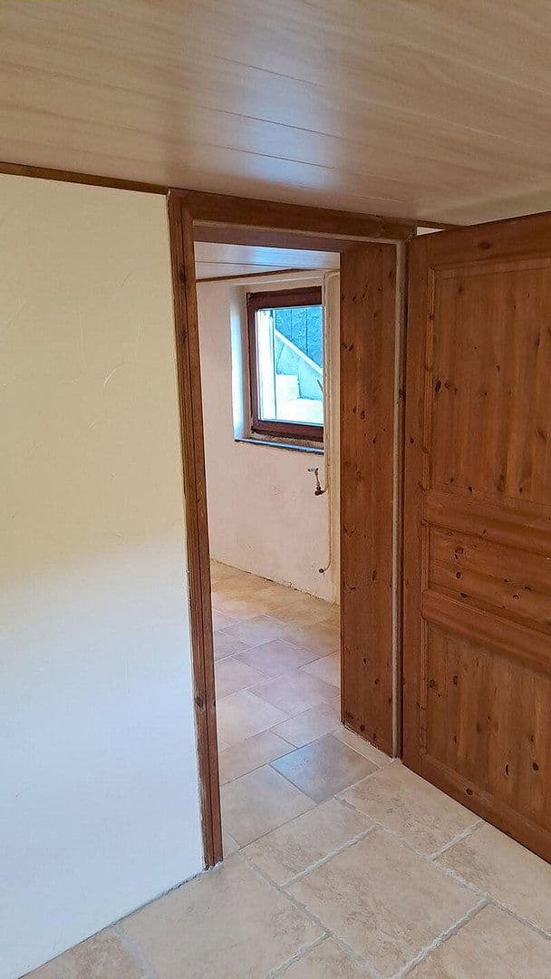 Prodej domu 300 m², pozemek 700 m², Bad Endbach, Hessen Prodej domu 300 m², pozemek 700 m², Bad Endbach, Hessen
