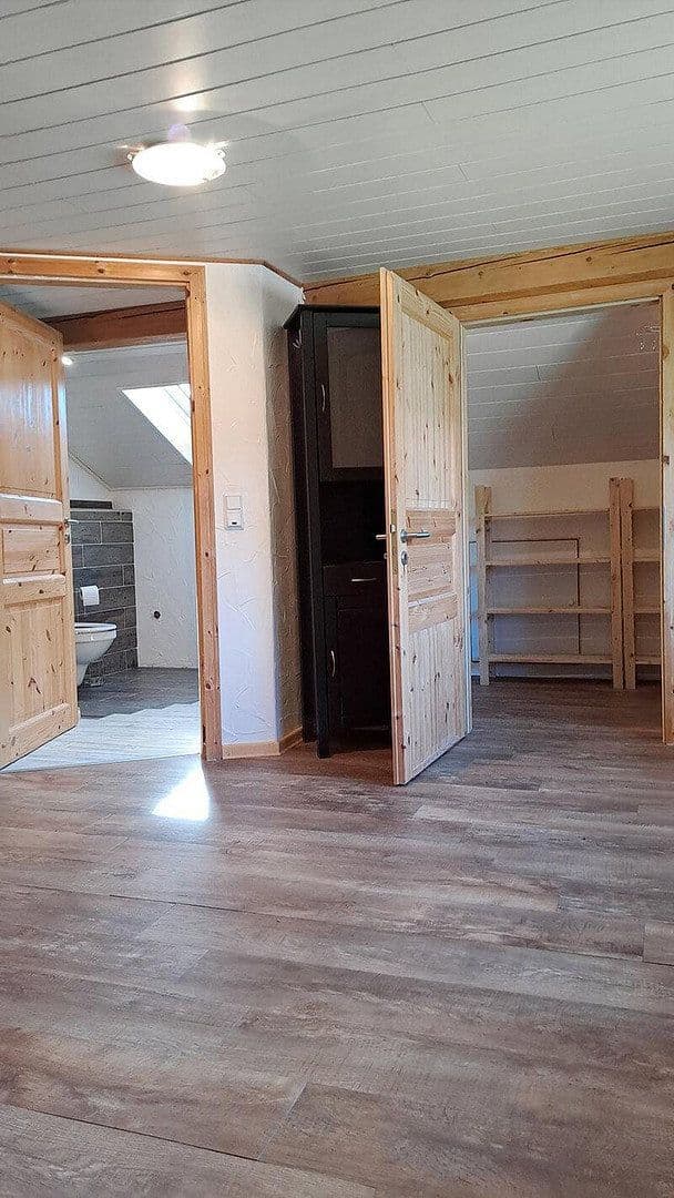 Prodej domu 300 m², pozemek 700 m², Bad Endbach, Hessen Prodej domu 300 m², pozemek 700 m², Bad Endbach, Hessen