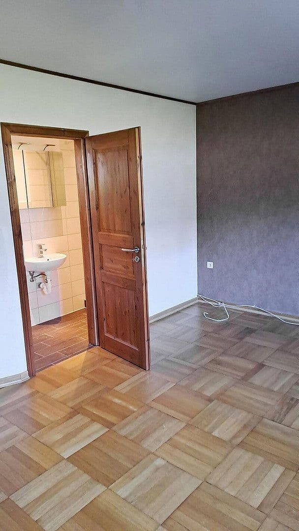 Prodej domu 300 m², pozemek 700 m², Bad Endbach, Hessen Prodej domu 300 m², pozemek 700 m², Bad Endbach, Hessen