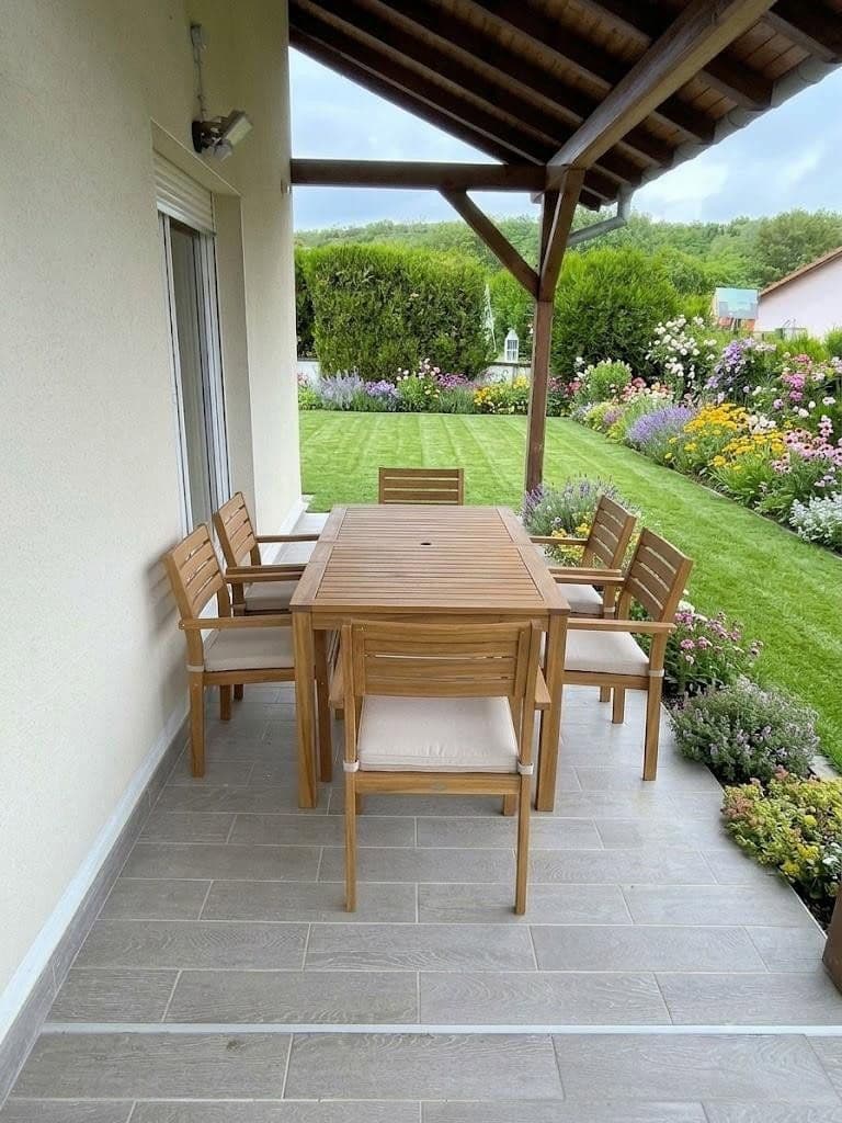 Prodej domu 140 m², pozemek 647 m², Saarbrücken, Země Sársko Prodej domu 140 m², pozemek 647 m², Saarbrücken, Země Sársko