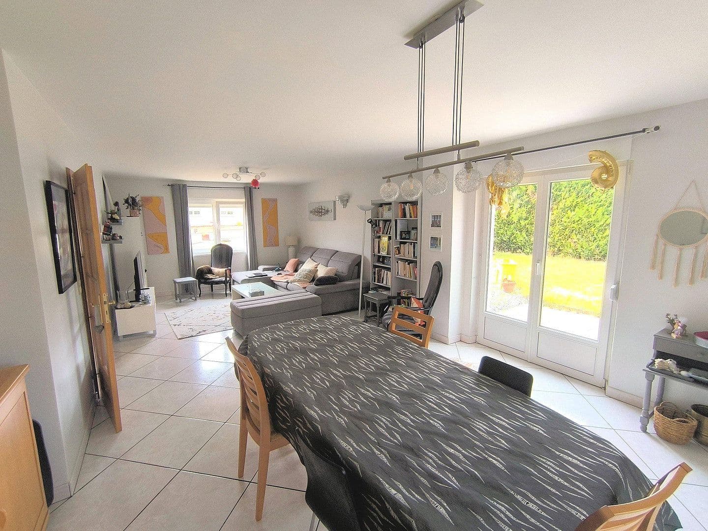 Prodej domu 140 m², pozemek 647 m², Saarbrücken, Země Sársko Prodej domu 140 m², pozemek 647 m², Saarbrücken, Země Sársko
