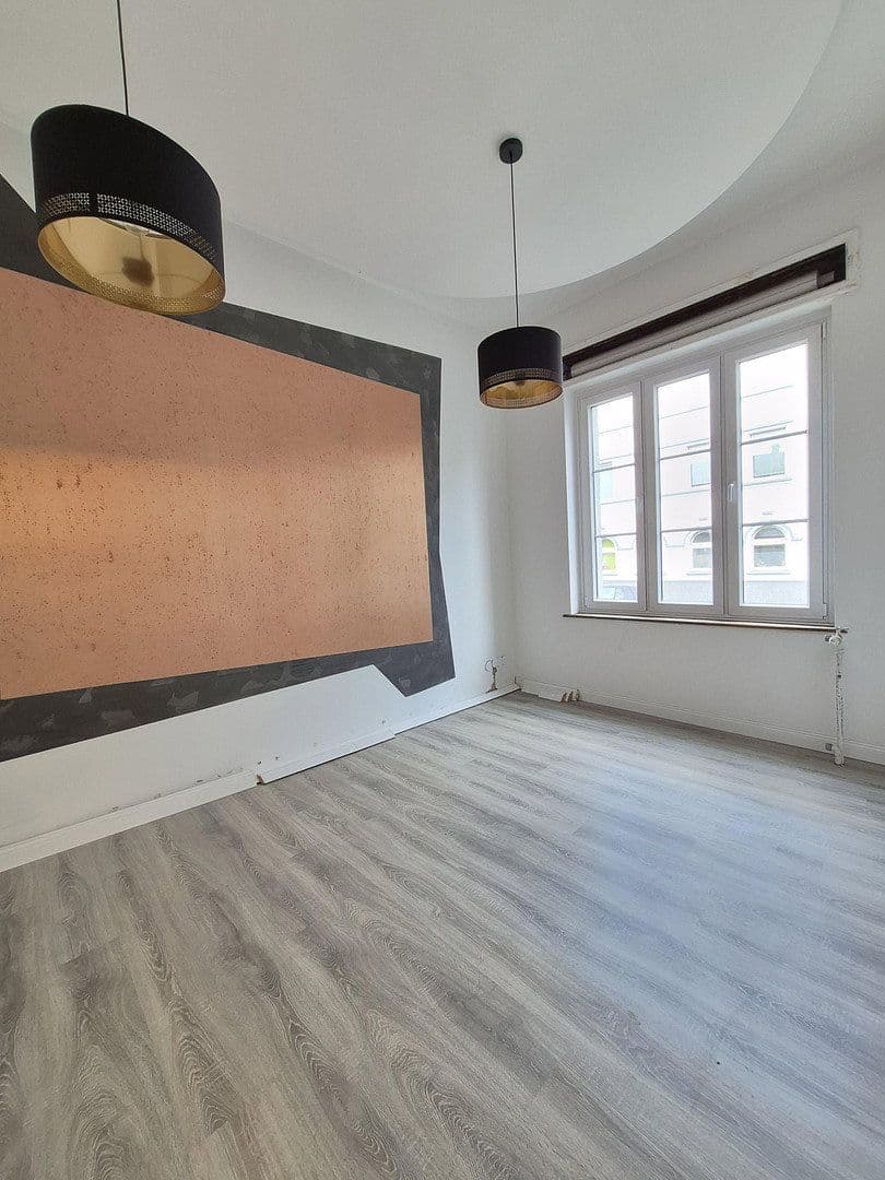 Prodej domu 316 m², pozemek 278 m², Krefeld, Severní Porýní-Vestfálsko Prodej domu 316 m², pozemek 278 m², Krefeld, Severní Porýní-Vestfálsko