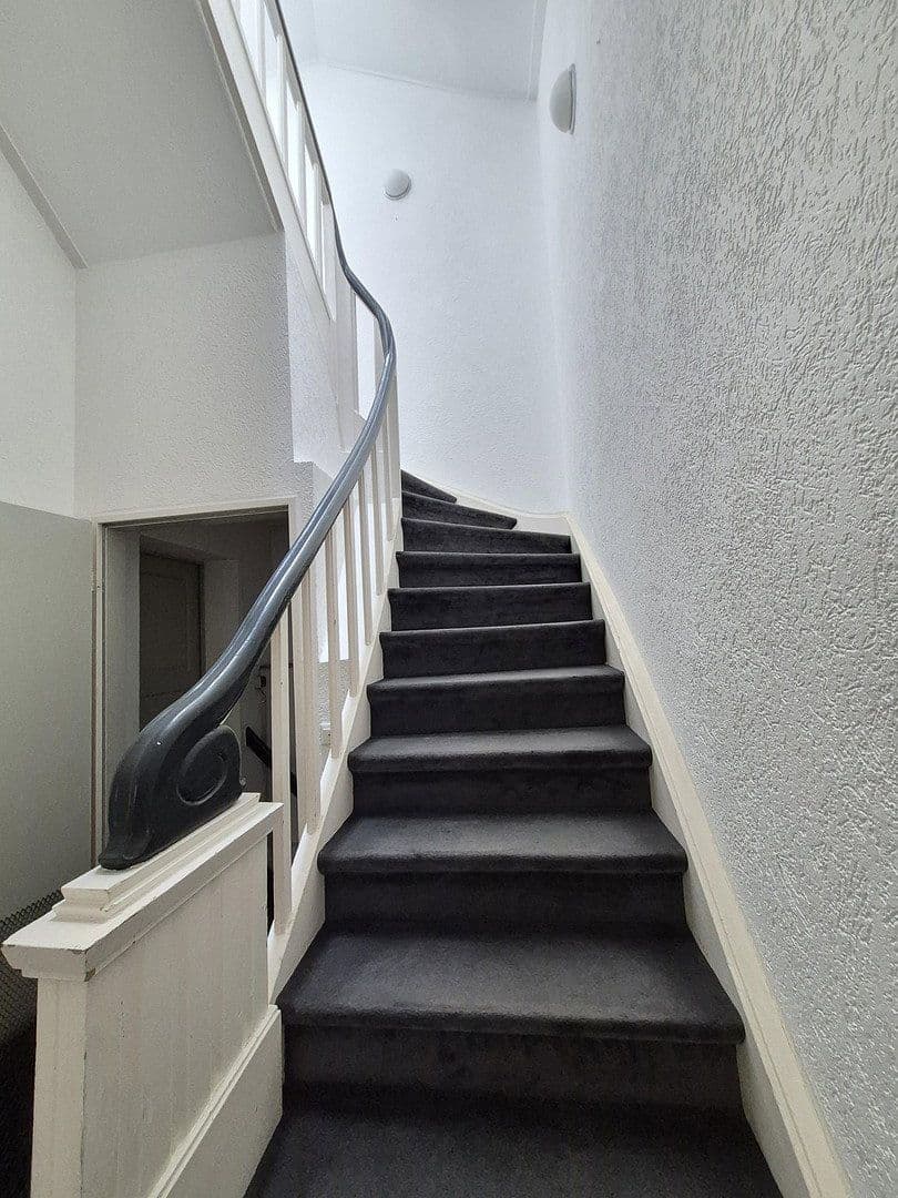 Prodej domu 316 m², pozemek 278 m², Krefeld, Severní Porýní-Vestfálsko Prodej domu 316 m², pozemek 278 m², Krefeld, Severní Porýní-Vestfálsko