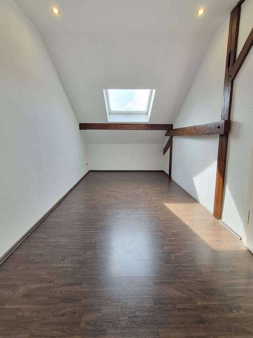 Prodej domu 316 m², pozemek 278 m², Krefeld, Severní Porýní-Vestfálsko Prodej domu 316 m², pozemek 278 m², Krefeld, Severní Porýní-Vestfálsko