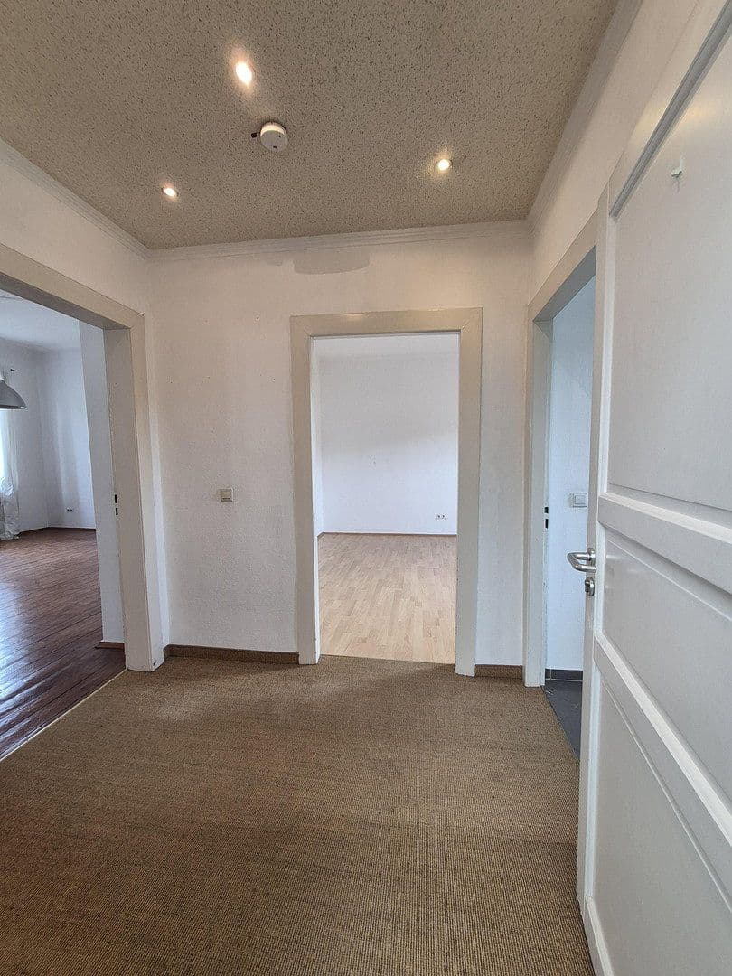 Prodej domu 316 m², pozemek 278 m², Krefeld, Severní Porýní-Vestfálsko Prodej domu 316 m², pozemek 278 m², Krefeld, Severní Porýní-Vestfálsko
