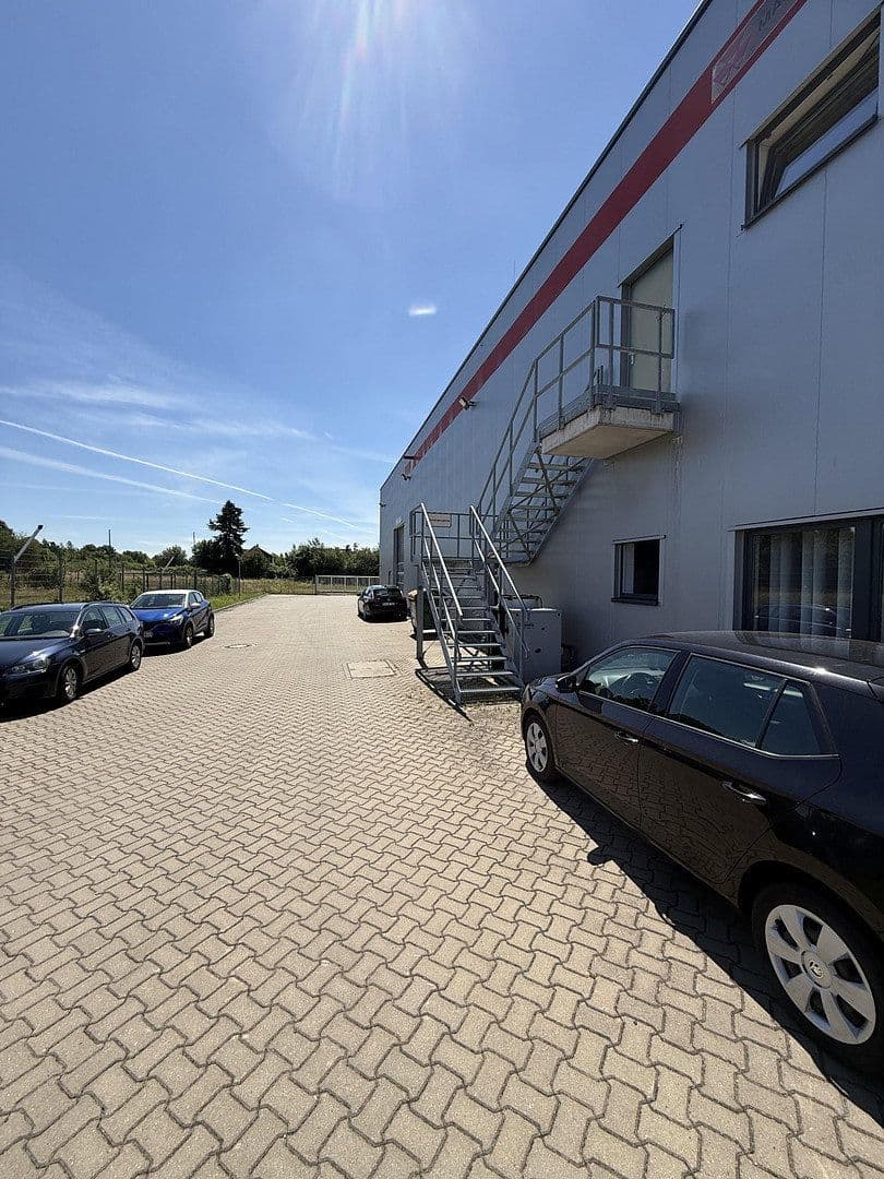 Prodej nebytového prostoru 25.499 m², An der Bundesstraße 1, Ilsede, Dolní Sasko Prodej nebytového prostoru 25.499 m², An der Bundesstraße 1, Ilsede, Dolní Sasko