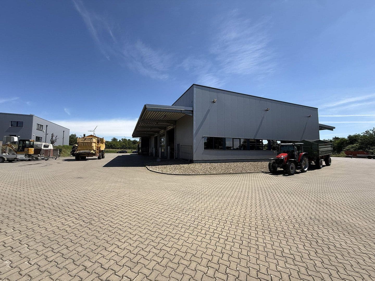 Prodej nebytového prostoru 25.499 m², An der Bundesstraße 1, Ilsede, Dolní Sasko Prodej nebytového prostoru 25.499 m², An der Bundesstraße 1, Ilsede, Dolní Sasko