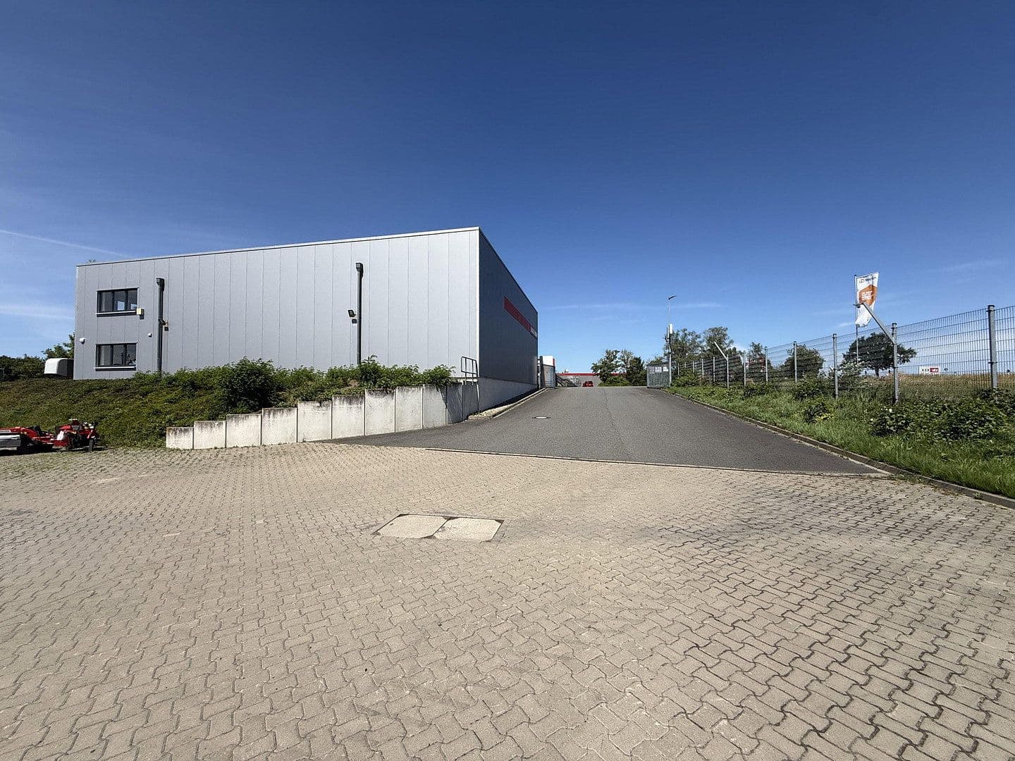Prodej nebytového prostoru 25.499 m², An der Bundesstraße 1, Ilsede, Dolní Sasko Prodej nebytového prostoru 25.499 m², An der Bundesstraße 1, Ilsede, Dolní Sasko