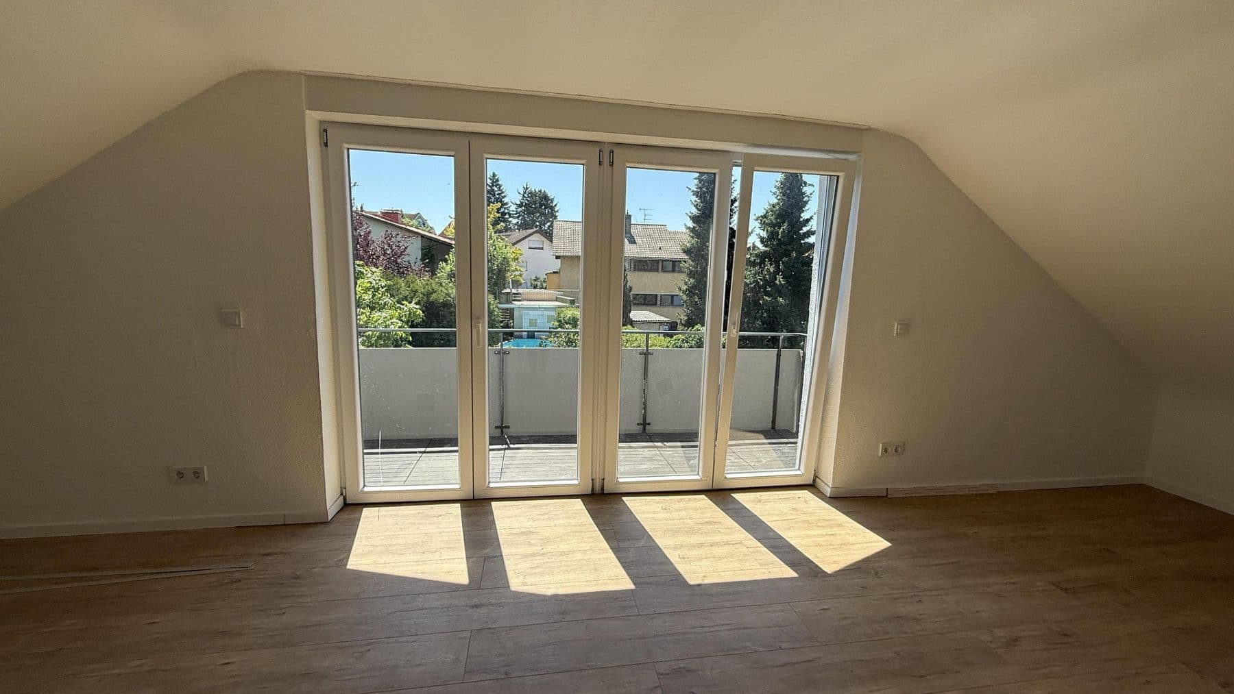 Prodej bytu 2+1 44 m², Nußloch, Bádensko-Württembersko Prodej bytu 2+1 44 m², Nußloch, Bádensko-Württembersko