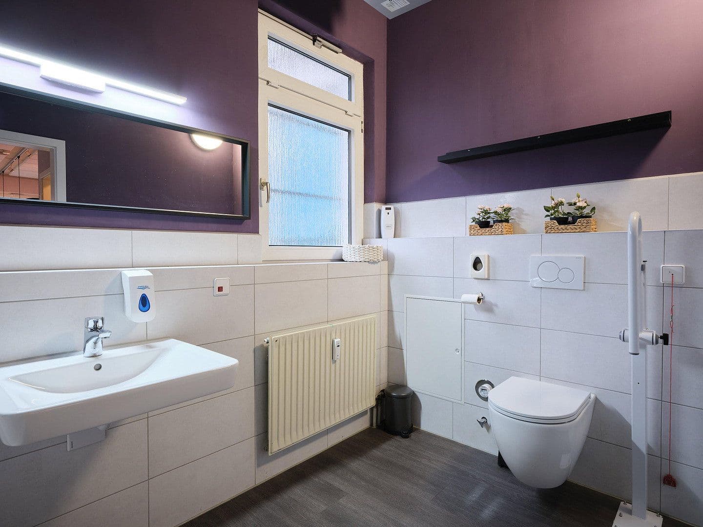 Pronájem kanceláře 87 m², Hauptstr. 4, Weißbach, Bádensko-Württembersko Pronájem kanceláře 87 m², Hauptstr. 4, Weißbach, Bádensko-Württembersko