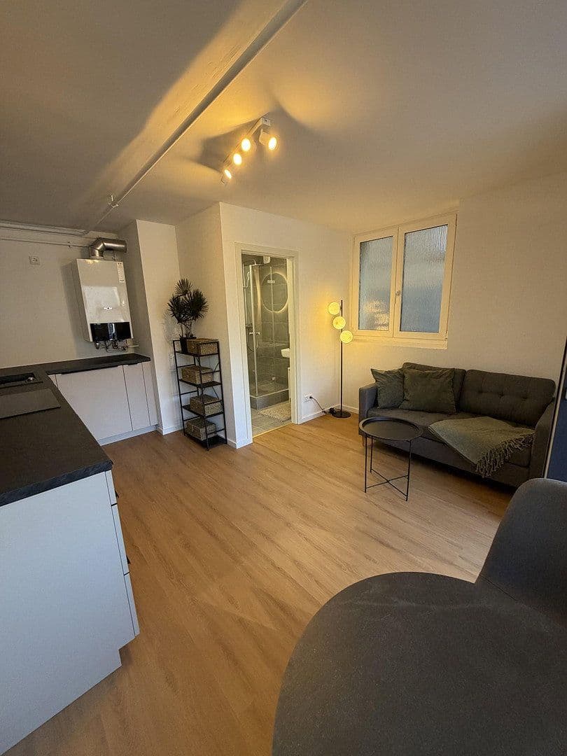 Prodej bytu 1+1 30 m², Stuttgart-Süd, Bádensko-Württembersko Prodej bytu 1+1 30 m², Stuttgart-Süd, Bádensko-Württembersko