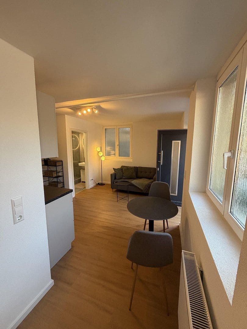 Prodej bytu 1+1 30 m², Stuttgart-Süd, Bádensko-Württembersko Prodej bytu 1+1 30 m², Stuttgart-Süd, Bádensko-Württembersko