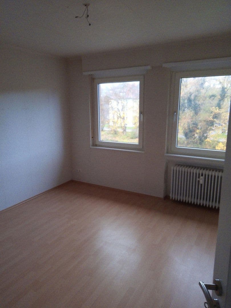 Pronájem bytu 4+1 105 m², Zweibrücken, Porýní-Falc Pronájem bytu 4+1 105 m², Zweibrücken, Porýní-Falc
