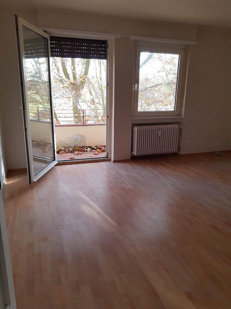 Pronájem bytu 4+1 105 m², Zweibrücken, Porýní-Falc Pronájem bytu 4+1 105 m², Zweibrücken, Porýní-Falc