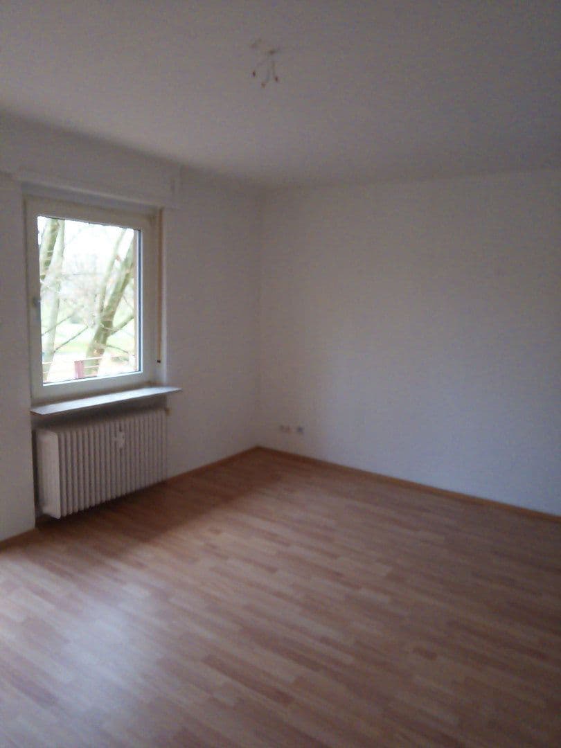 Pronájem bytu 4+1 105 m², Zweibrücken, Porýní-Falc Pronájem bytu 4+1 105 m², Zweibrücken, Porýní-Falc